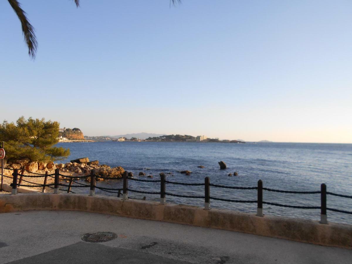 T2 Bord De Mer Au Calme Bandol Buitenkant foto